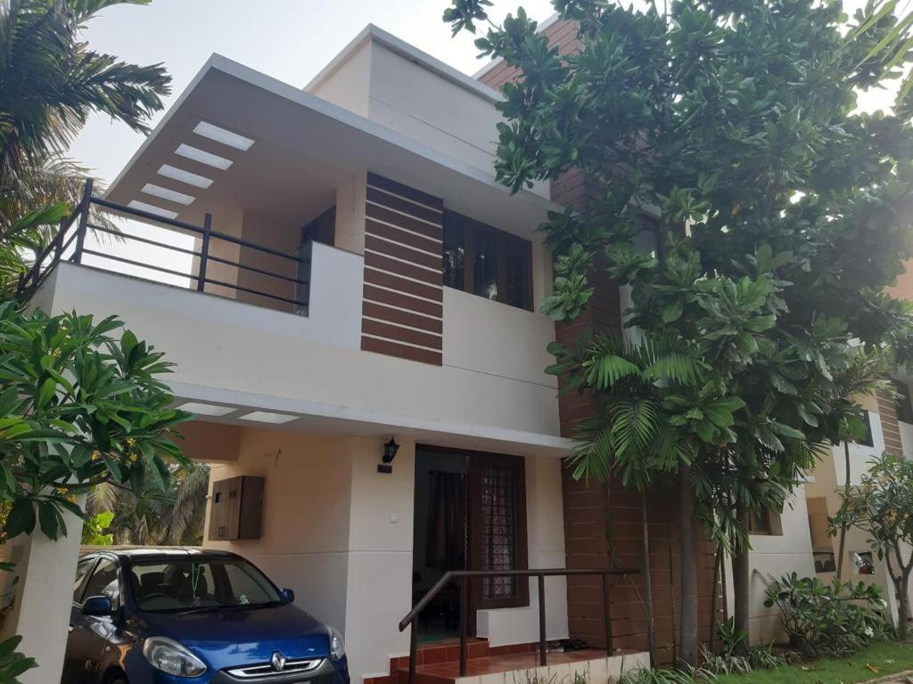 Barefootbay - Villa With Private Beach Access Madrás Exterior foto